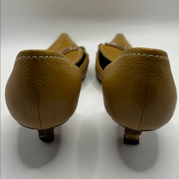 Prada Women's Light Brown D'Orsay Heels size 6.5 - Picture 6 of 13